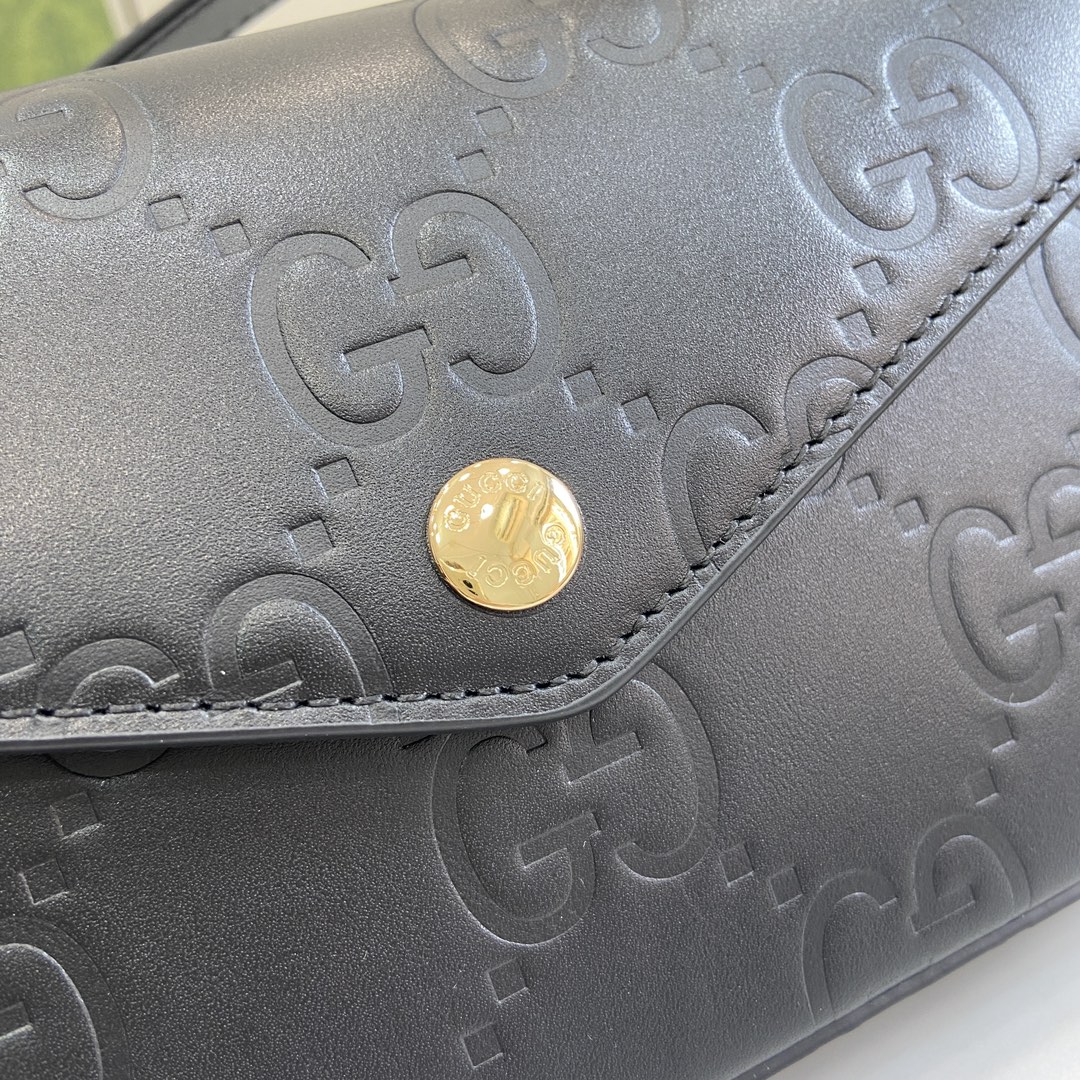 g*u*i gg S*per mini shoulder bag